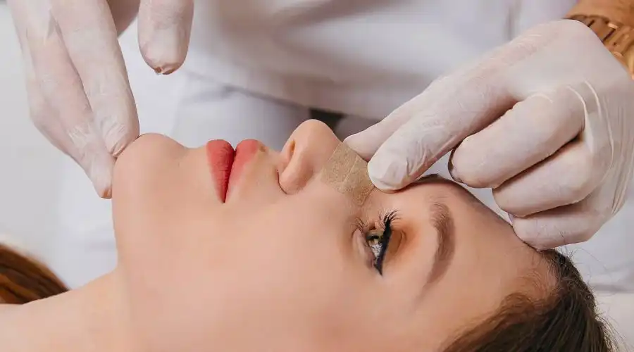 ماساژ بینی بعد از جراحی و تأثیرات آن