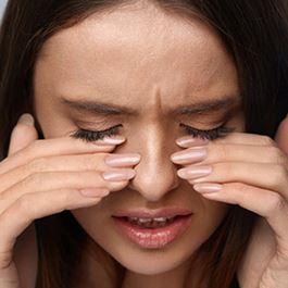 ضربه به بینی عمل شده
